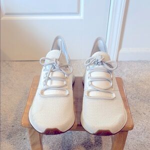 New Balance Women's Cream Sneakers